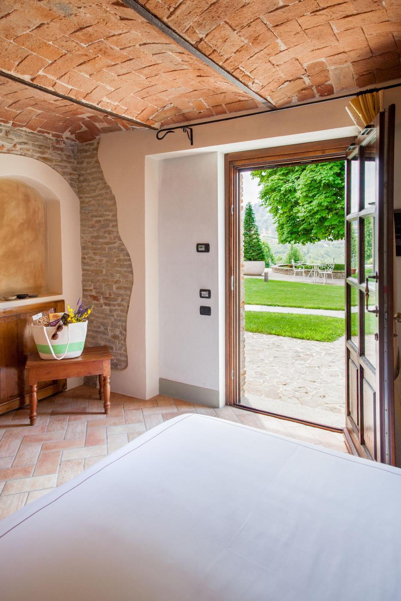 Relais Montemarino Ξενοδοχείο Borgomale Εξωτερικό φωτογραφία