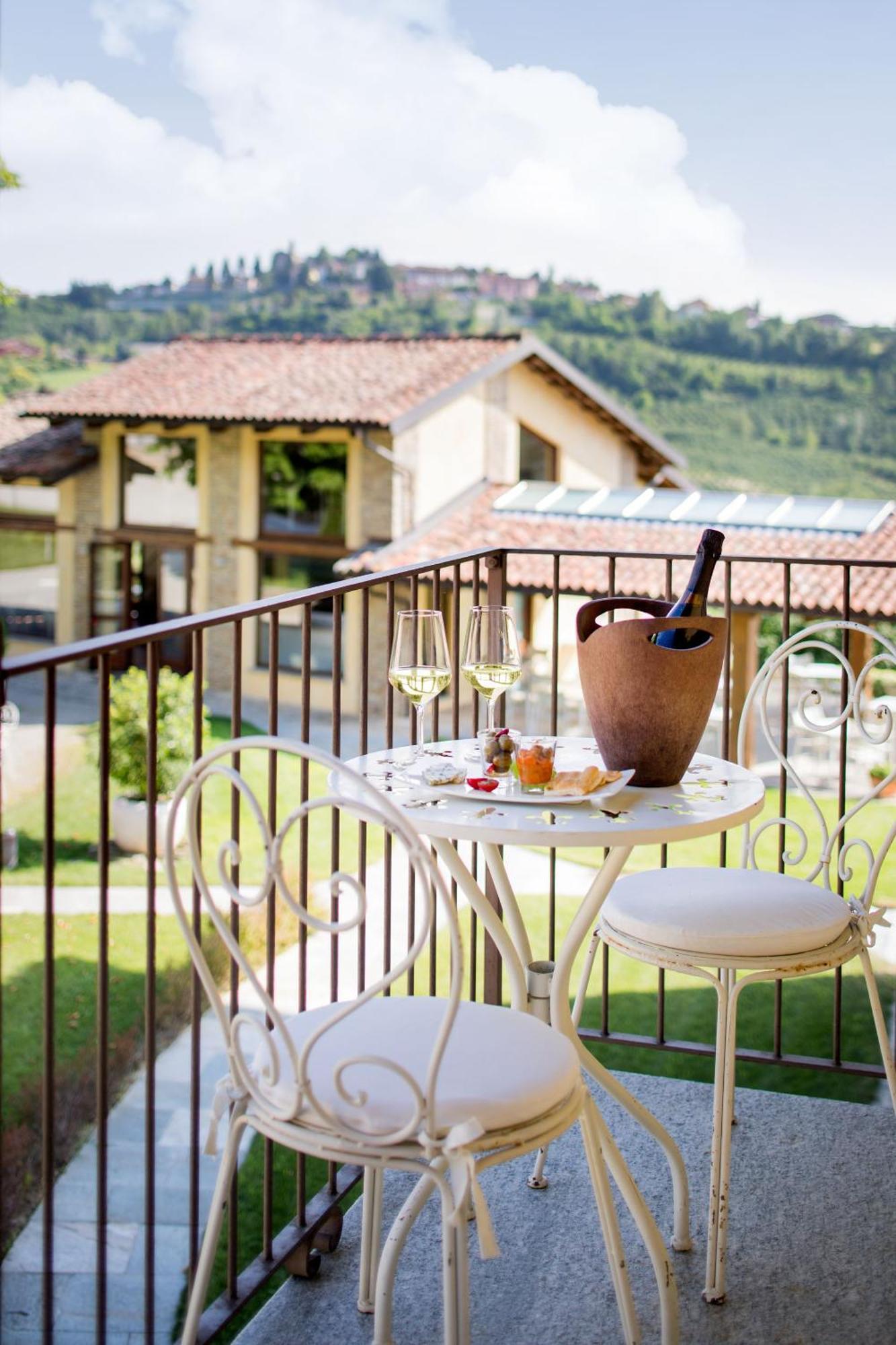 Relais Montemarino Ξενοδοχείο Borgomale Εξωτερικό φωτογραφία